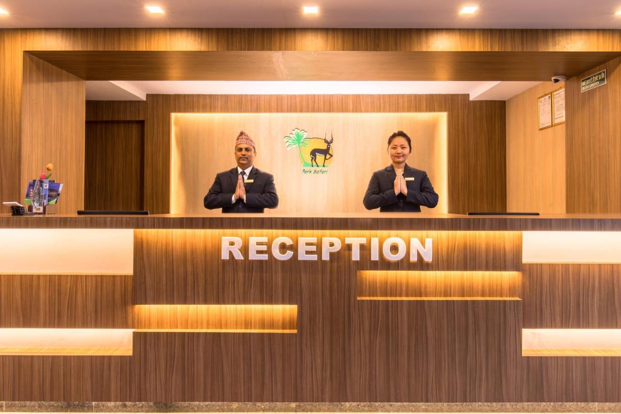 Park Safari Resort Sauraha Kültér fotó